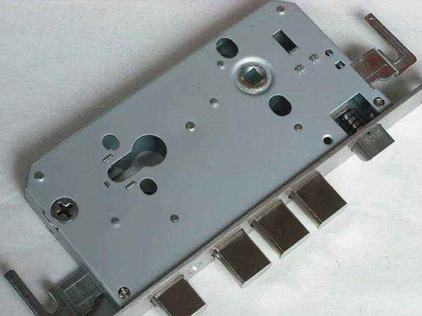 潮南24小时上门开锁公司