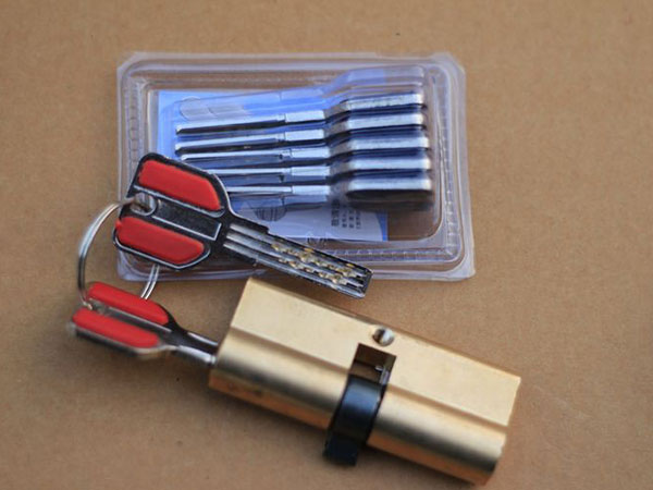 潮南24小时上门开锁公司